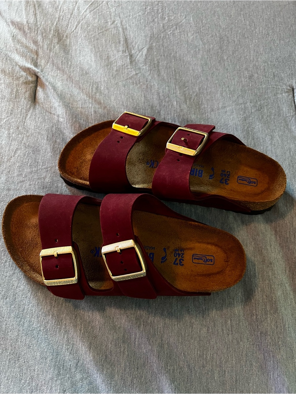 Birkenstock Arizona Two-Strap Sandals - Wine - Picture 2 of 5